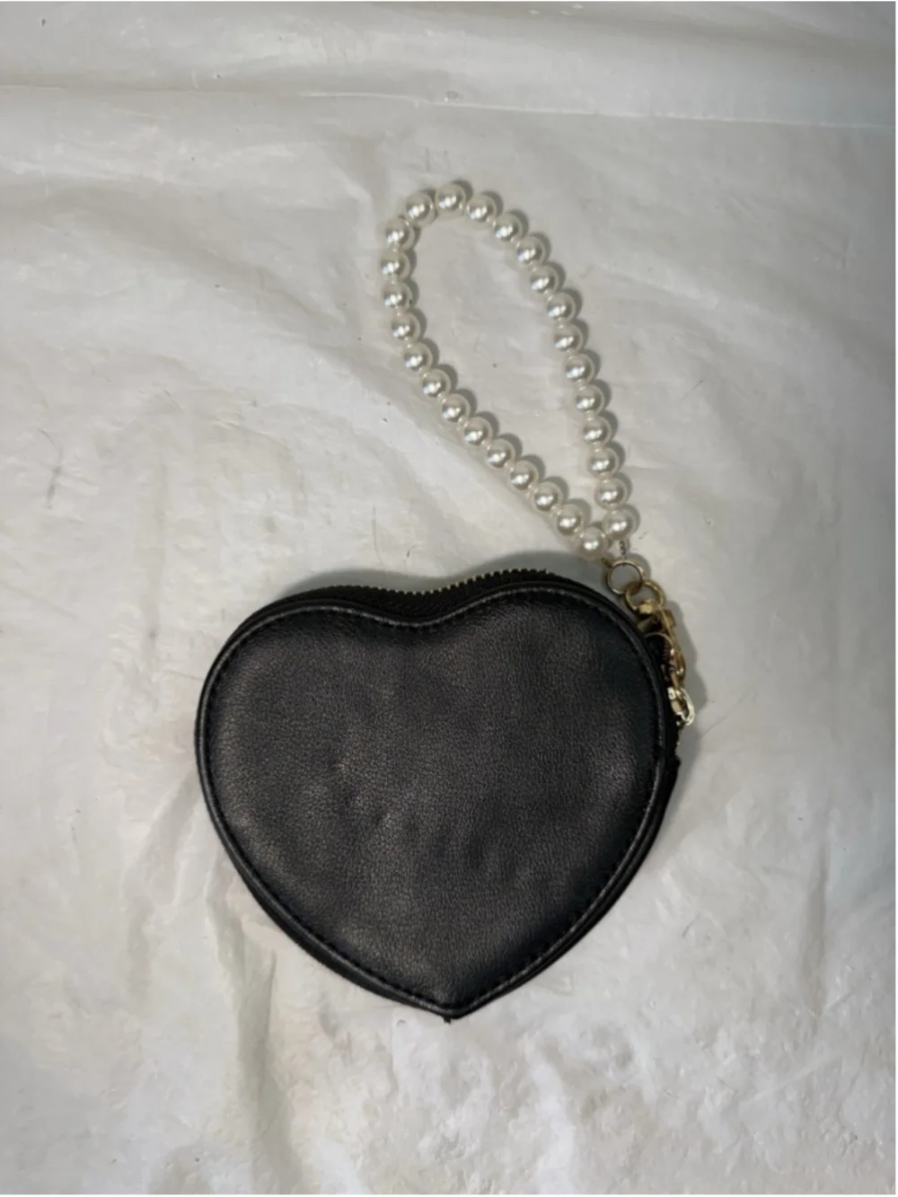 Juicy Couture Lovely Girl Heart Zip Wristlet Licorice Black